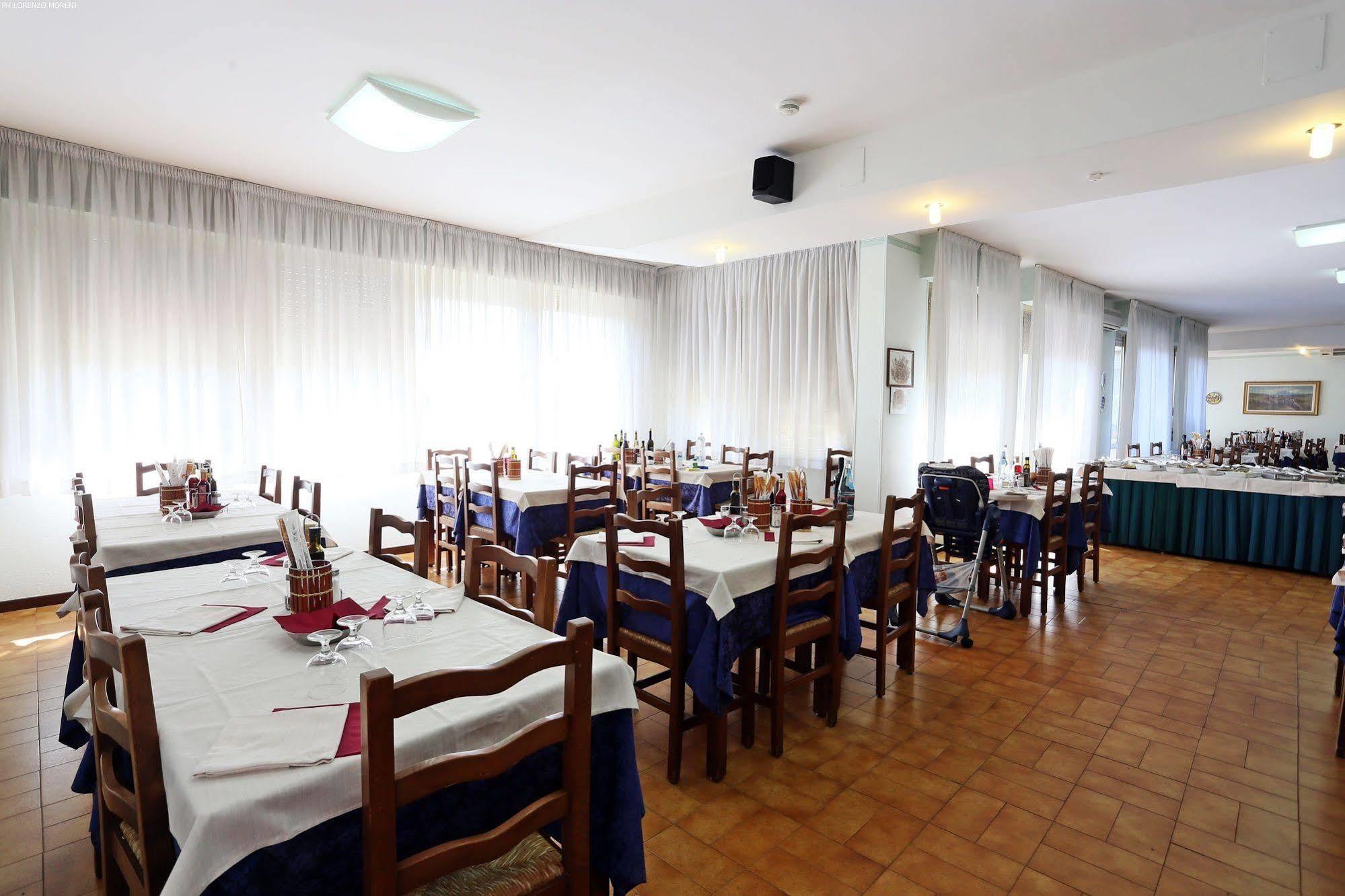 Hotel Astoria Tabiano Terme Exteriör bild