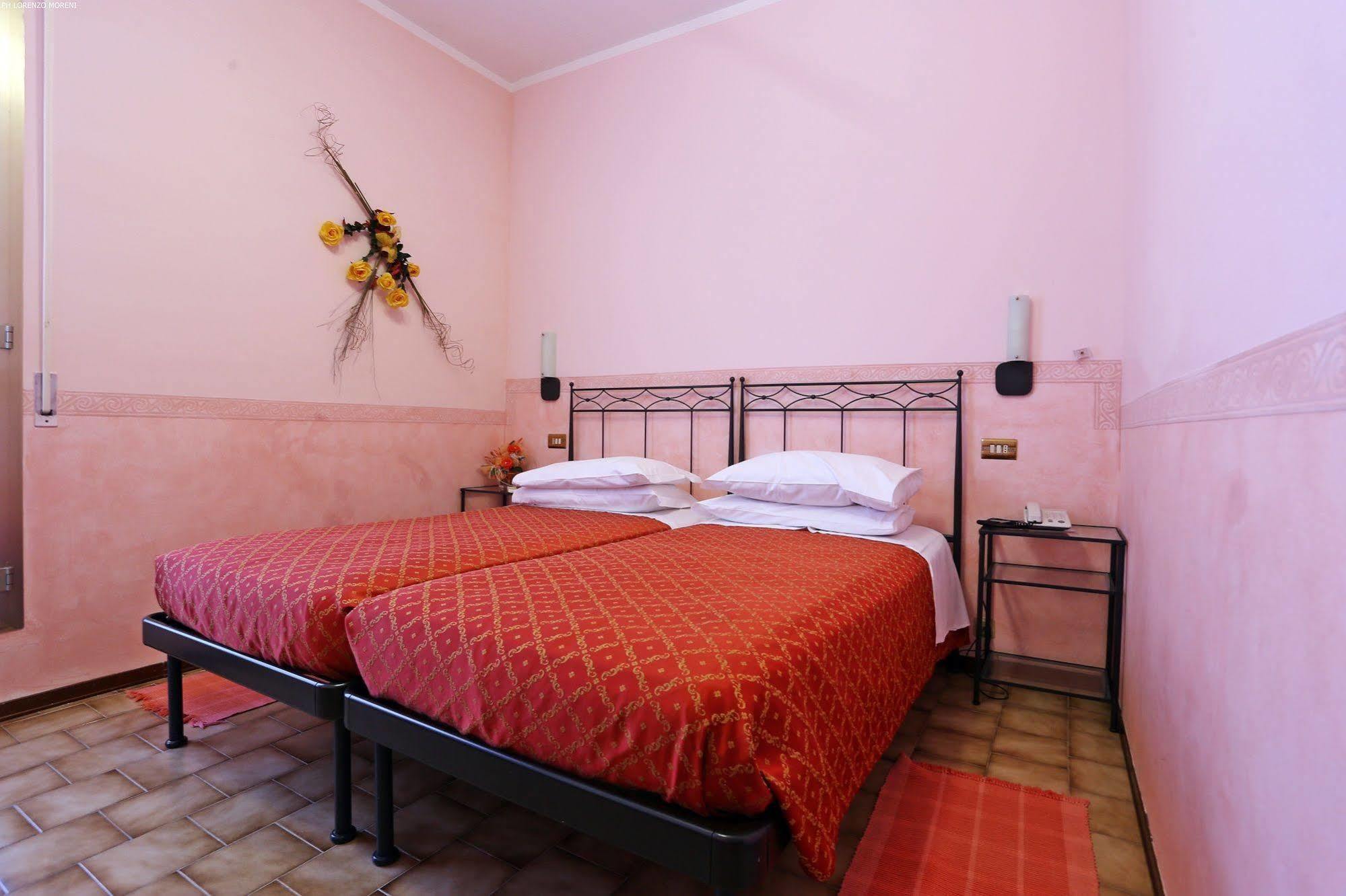 Hotel Astoria Tabiano Terme Exteriör bild