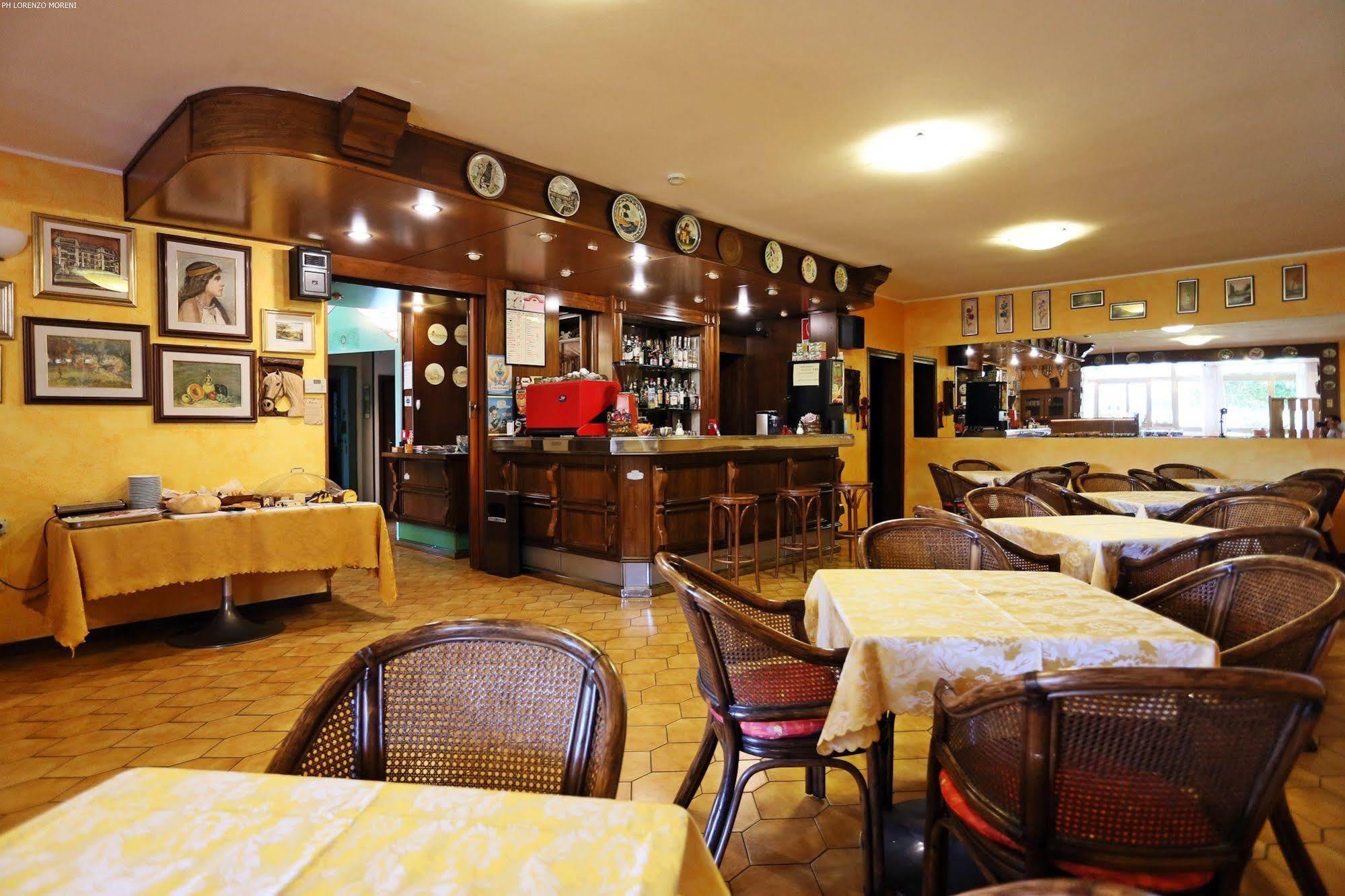 Hotel Astoria Tabiano Terme Exteriör bild